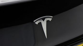 Tesla Model 3 MODEL 3