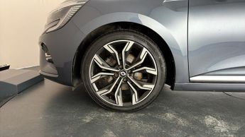 Renault Clio TECHNO E-TECH