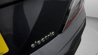 Hyundai KONA PREMIUM