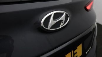 Hyundai KONA PREMIUM