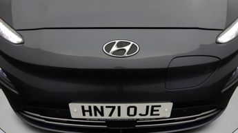 Hyundai KONA PREMIUM