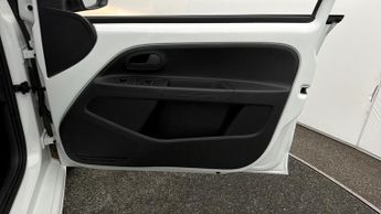 Volkswagen e-up! E-UP