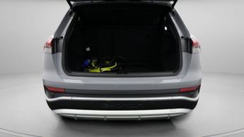 Audi Q4 e-tron S LINE