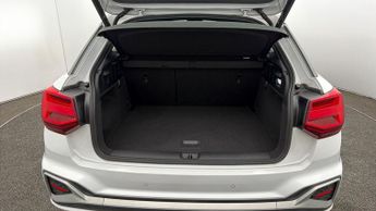 Audi Q2 TFSI S LINE