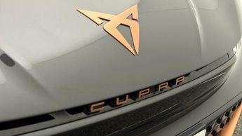 CUPRA Born V2