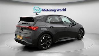 CUPRA Born V2