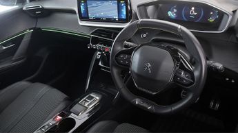 Peugeot E-208 GT
