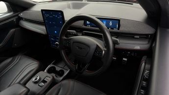 Ford Mustang Mach-E BASE