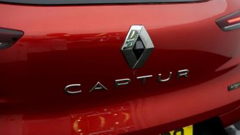 Renault Captur TECHNO E-TECH