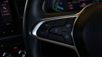 Renault Captur TECHNO E-TECH