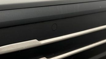 Hyundai KONA PREMIUM