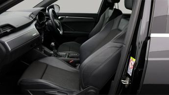 Audi Q3 TFSI E S LINE