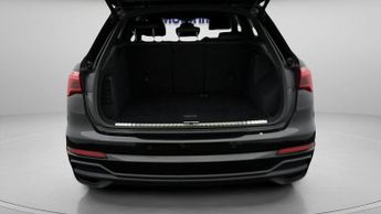 Audi Q3 TFSI E S LINE