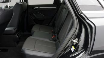 Audi Q3 TFSI E S LINE