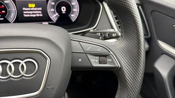 Audi Q5 TFSI E S LINE QUATTRO
