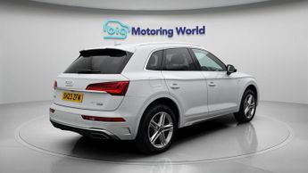 Audi Q5 TFSI E S LINE QUATTRO