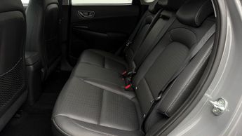 Hyundai KONA PREMIUM SE