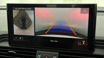 Audi Q5 TFSI E SPORT QUATTRO