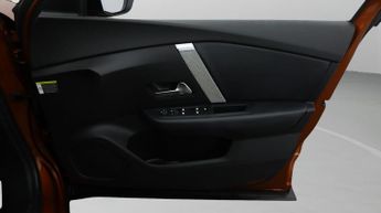 Citroen C4 BLUEHDI SHINE PLUS S/S EAT8