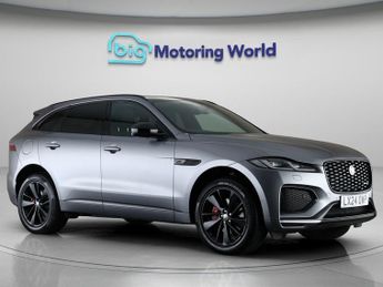 Jaguar F-Pace R-DYNAMIC SE BLACK