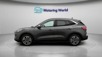 Ford Kuga TITANIUM FIRST EDITION
