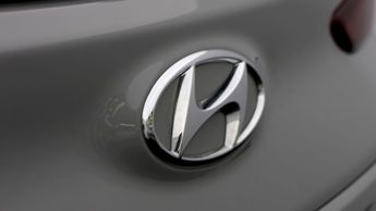 Hyundai KONA PREMIUM