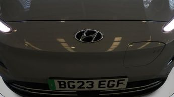 Hyundai KONA PREMIUM