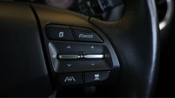 Hyundai KONA PREMIUM