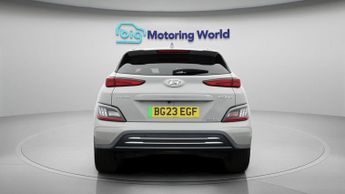 Hyundai KONA PREMIUM