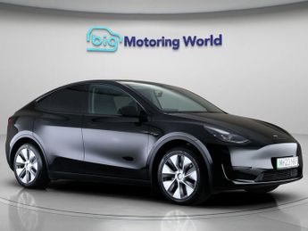 Tesla Model Y BASE