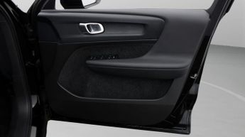 Volvo C40 RECHARGE CORE