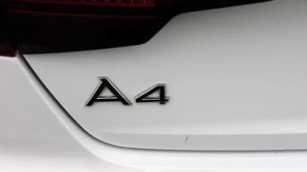 Audi A4 TDI S LINE BLACK EDITION