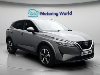 Nissan Qashqai DIG-T N-CONNECTA DCT