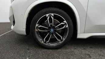 BMW iX1 XDRIVE 30 M SPORT