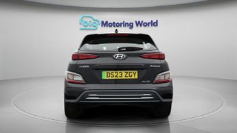 Hyundai KONA SE CONNECT
