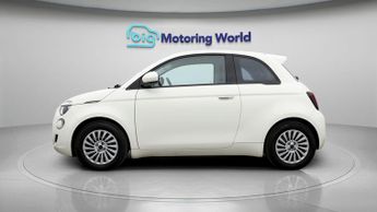 Fiat 500e ACTION