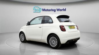 Fiat 500e ACTION