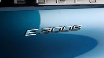 Peugeot E-3008 GT