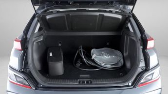 Hyundai KONA PREMIUM