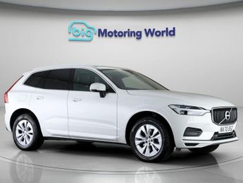 Volvo XC60 B5 MOMENTUM AWD