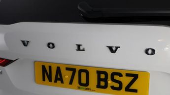 Volvo XC60 B5 MOMENTUM AWD