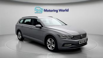 Volkswagen Passat SE NAV TDI