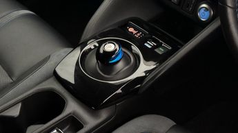 Nissan Leaf TEKNA