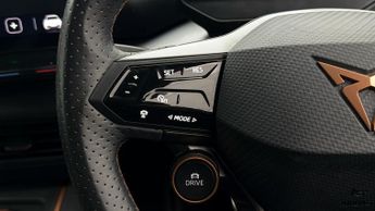 CUPRA Born V2