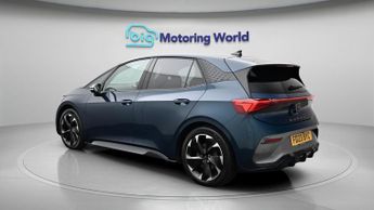 CUPRA Born V2