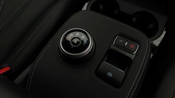 Ford Mustang Mach-E SELECT