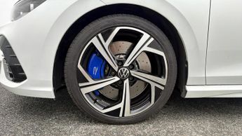 Volkswagen Golf R TSI 4MOTION DSG