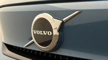 Volvo XC40 RECHARGE PLUS