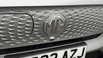 MG MG ZS TROPHY CONNECT