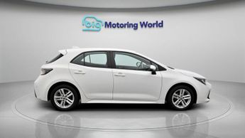 Toyota Corolla ICON